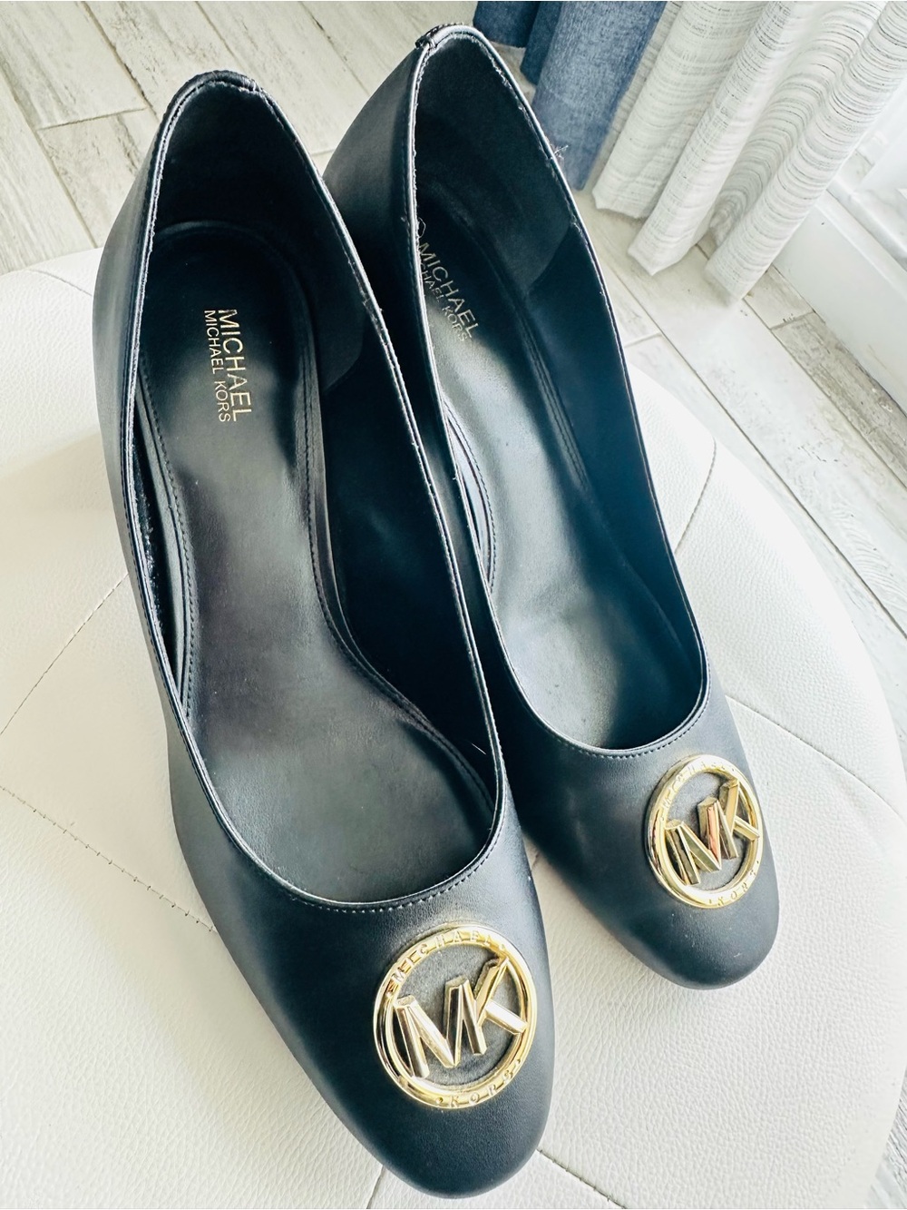 Michael Kors Black Leather Heels with Gold MK Emblem - Picture 1 of 3